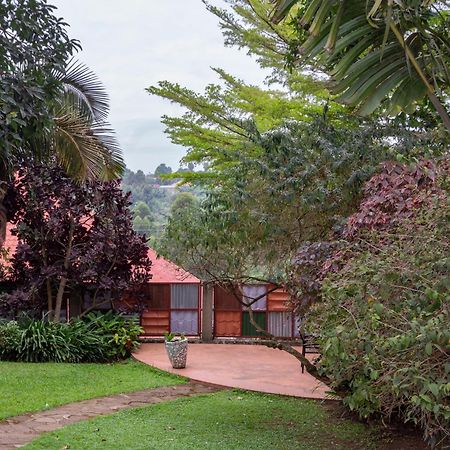 Dutchess Hotel And Restaurant Fort Portal 外观 照片