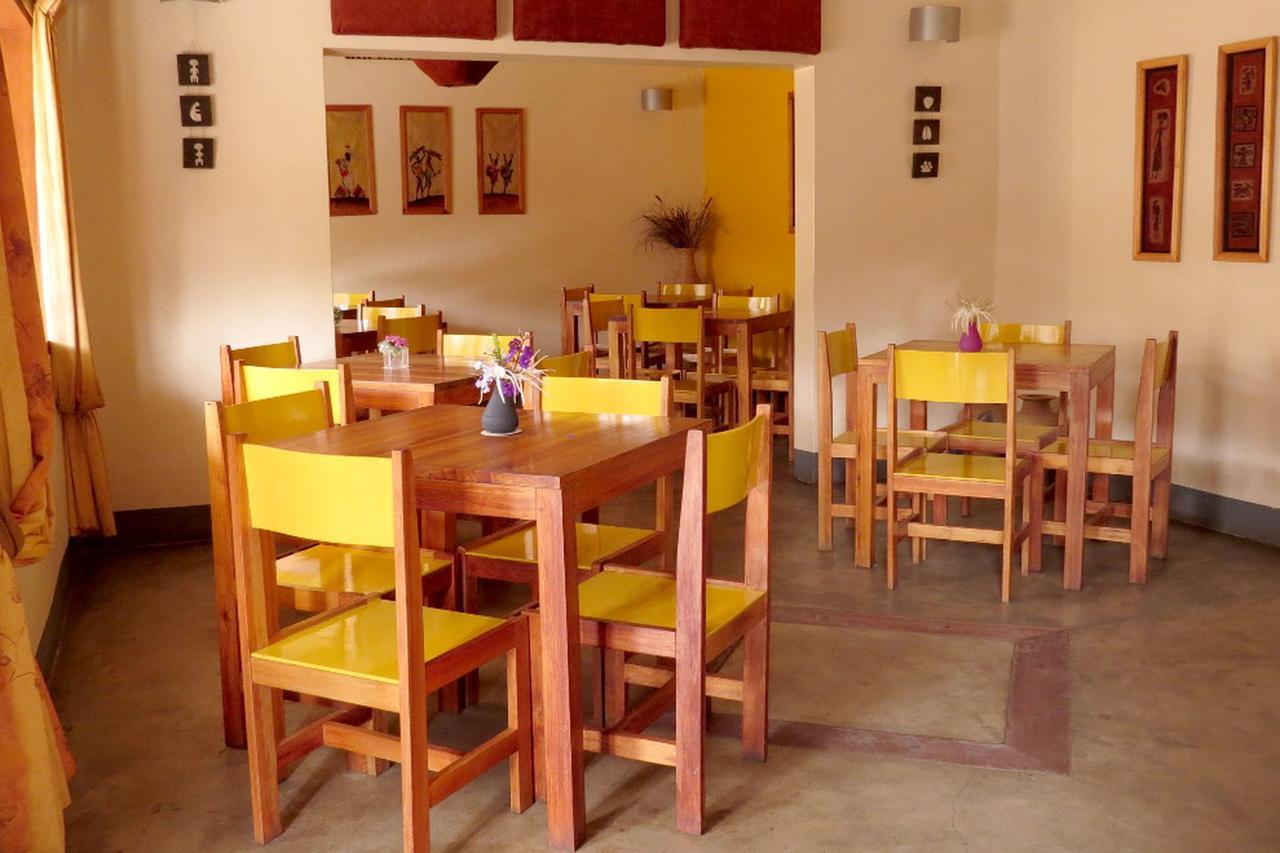 Dutchess Hotel And Restaurant Fort Portal 外观 照片